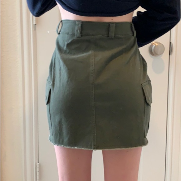 Forever 21 Army Green Skirt - Picture 5 of 5